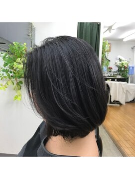 ビーファーストディーキュー(Bee 1st.Dq) .カット