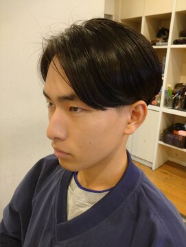 コダマ 茗荷谷店(KODAMA) ツーブロセンターパート〈理容室〉床屋/バーバー/丸の内線/眉毛