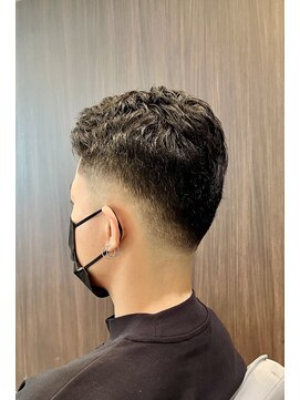 ビスポーク(BESPOKE) カーリースキンフェード