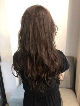 ミルコ バイ クラク(MIRUCO by KURAKU) 赤みのないブラウンカラー