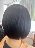 ショートボブ