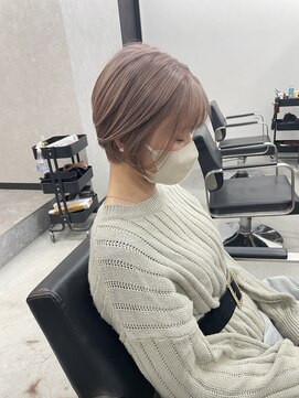 リアン(Lian) ミルクティーカラー×ショートスタイル