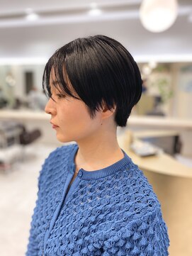 シュク 高円寺(SYUK) SYUK kazu 【高円寺 顔まわりカット 髪質改善 ハイライト 】