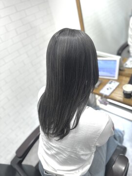 アグ ヘアー トリコ 久喜3号店(Agu hair trico) ダークグレー