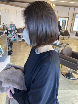 コワファースト 大分(COIFF1RST) ショートボブ