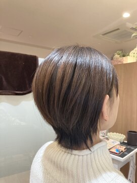 エル バイ ファースト(L by first) 【L by first】矯正履歴にふんわりボブ