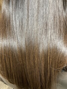 ユーリカ リチェルコ 四天王寺前夕陽ケ丘店 髪質改善/トリートメント