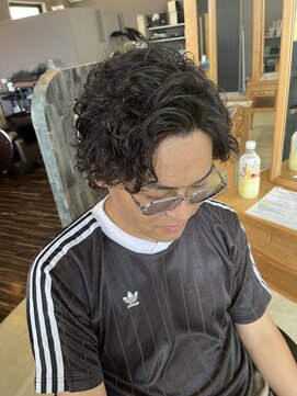 ヘアー ル シェーヌ ワンセカンド(hair le chene 1/2) メンズスパイラル/メンズパーマ