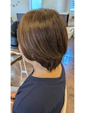 ツヤイロ 島田店 マッシュウルフボブヘア前髪レイヤーボブ着物ブリーチなしカラー