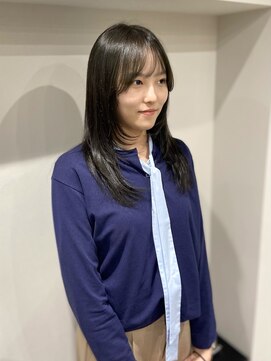 ルネ(Rune) オリーブベージュ／レイヤーカット