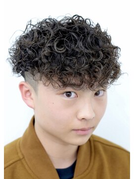 ステラ(STELLA) メンズパーマ/メンズカット/眉毛サロン/ツイストスパイラル