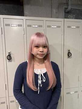 スリー 横浜(THREE) ピンクカラー