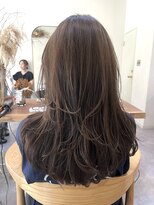 デイリリーバイアメリア 川西店(daylily by Ameria) ミディアムレイヤー/アッシュブラウン/アッシュグレージュ