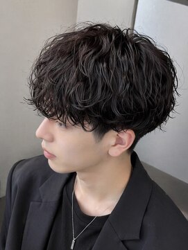ローグ(ROGUE) シャドウパーマ マッシュ