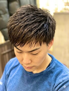 ミリオンバックス 上野(Million Bucks) 【爽やかさと清潔感を両立】ナチュラルビジネスショート
