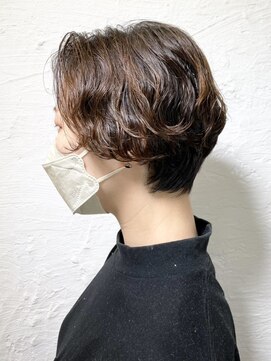 スクエアウーノ 博多(SQUARE＊UNO HAKATA) ニュアンスパーマ　丸みショート　チョコレートブラウン