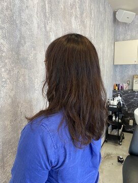 イーラ(E-LA) クセを活かしたカット