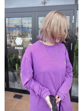 シキ(SHIKI) white beige