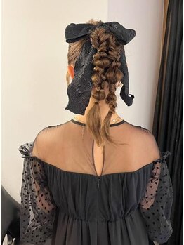 サンシーズ(SUNSEA'S)の写真/流行を取り入れたヘアセットで、周りと差が付く特別な一日を♪崩れないから長時間でも思いっきり楽しめる！