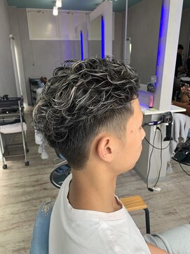 ヘアーディア(Hair...DiA) シルバーハイライト☆☆☆