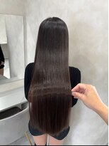 キング(K!ng)&nbsp;縮毛矯正髪質改善ハイライトレイヤーカット枚方美容室エクステ