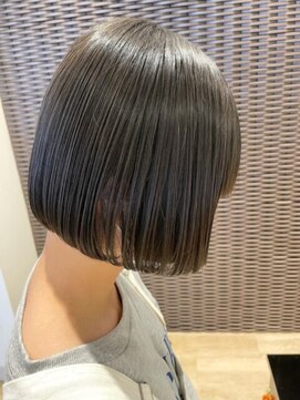 クォーターシーズンズ 茗荷谷(QUARTER SEASONS) 切りっぱなしボブ