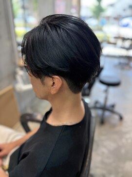 ローハ アゲオ(Lowha -ageo-) ブルーブラック・シースルーマッシュの流しスタイル