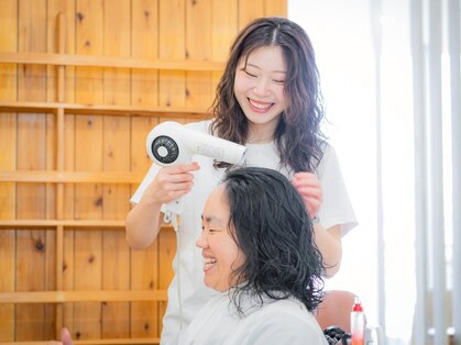 コスモス ヘアーアンドビューティー(Kosmos HAIR&BEAUTY)の写真