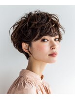 フェイムズ(FAMES)&nbsp;大人可愛い無造作感ショートパーマ