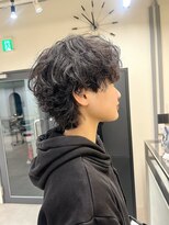ユニ 江坂(Uni.)&nbsp;シャドウパーマ　メンズライク　中性ウルフ