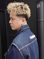 ノラ シブヤ(NORA)&nbsp;スパイキーショート金髪ミルクティーブロンドテーパーフェード