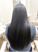 シルバーカラーグラデーションケアブリーチレイヤーカット