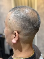 メグロバーバーショップロッポンギ 目黒六(MEGURO BARBER SHOP 6PPONGI) スキンフェード