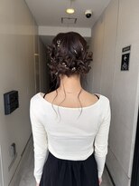 ギフト(GIFT)&nbsp;ヘアアレンジ　お呼ばれヘアセット　前撮りヘア　ヘアアレンジ