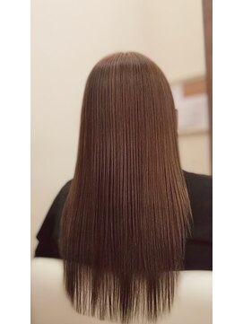 アンク リーフ(ankh leaf) グレージュカラー