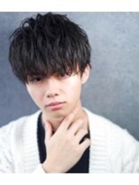 アイトーキョー 名古屋栄(AI TOKYO) スキンフェード/韓国マッシュ/センターパート[名古屋駅/栄駅]