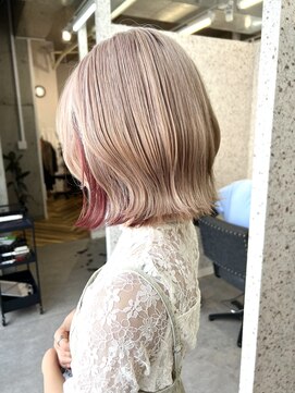 ラニヘアサロン(lani hair salon) 【天神/大名】ミルクティー＆レッド【イヤリングカラー】