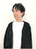 センターパートウルフパーマ
