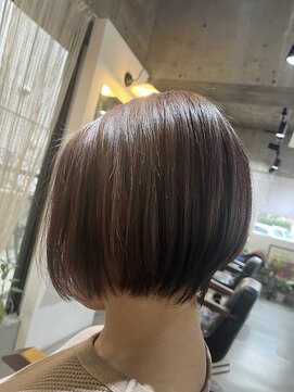 キキ(kiki.) ショートボブ