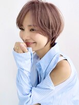 アンド ストーリーズ(&STORIES)&nbsp;大人可愛い前髪ありのひし形マッシュショートパーマ３0代４0代