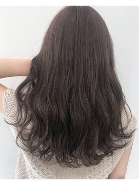 クールブ(Courbe) 赤みサヨナラ♪オリーブグレージュ