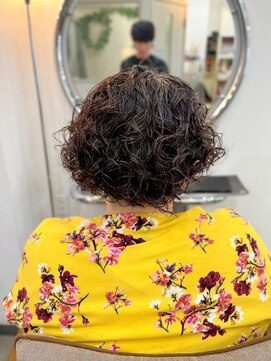 ビィーワンイースト(Be 1 EAST) メンズパーマ