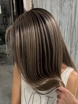 レディアル 大宮(REDEAL ope.)&nbsp;外国人風バレイヤージュ/ハイライト/白髪ぼかし