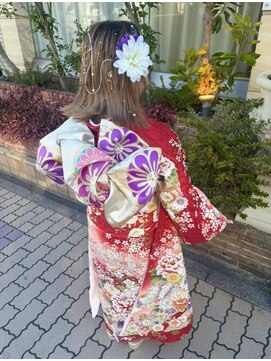 ファーレンピュアスウィート(fahren-pure-suite) 振袖着付けメイクヘアアレンジ切りっぱなしボブ