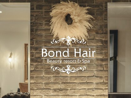 ボンドヘアー(Bond Hair)の写真