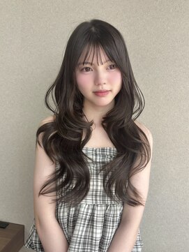 ボタン ハカタ(VOTAN hakata) 市野瀬裕奈/ハッシュカット/レイヤーカット/前髪顔周り/暗め