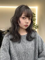 グラフ 日本橋(GRAFF) 韓国風/グレージュ/顔周りレイヤー/くびれヘア/小顔/透明感/20代