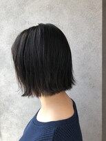 ヘアサロンM 新宿&nbsp;切りっぱなしボブ×片側メッシュ