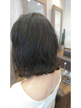 エウレカ(EUREKA) ゆるふわ愛されパーマ