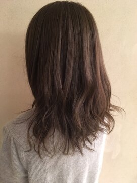 ロンド 銀座(Lond) ブルージュ 担 伊原